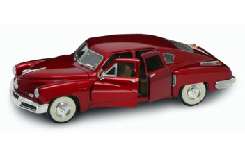 Yatming 1/18 Tucker Torpedo 1948 Red or Blue